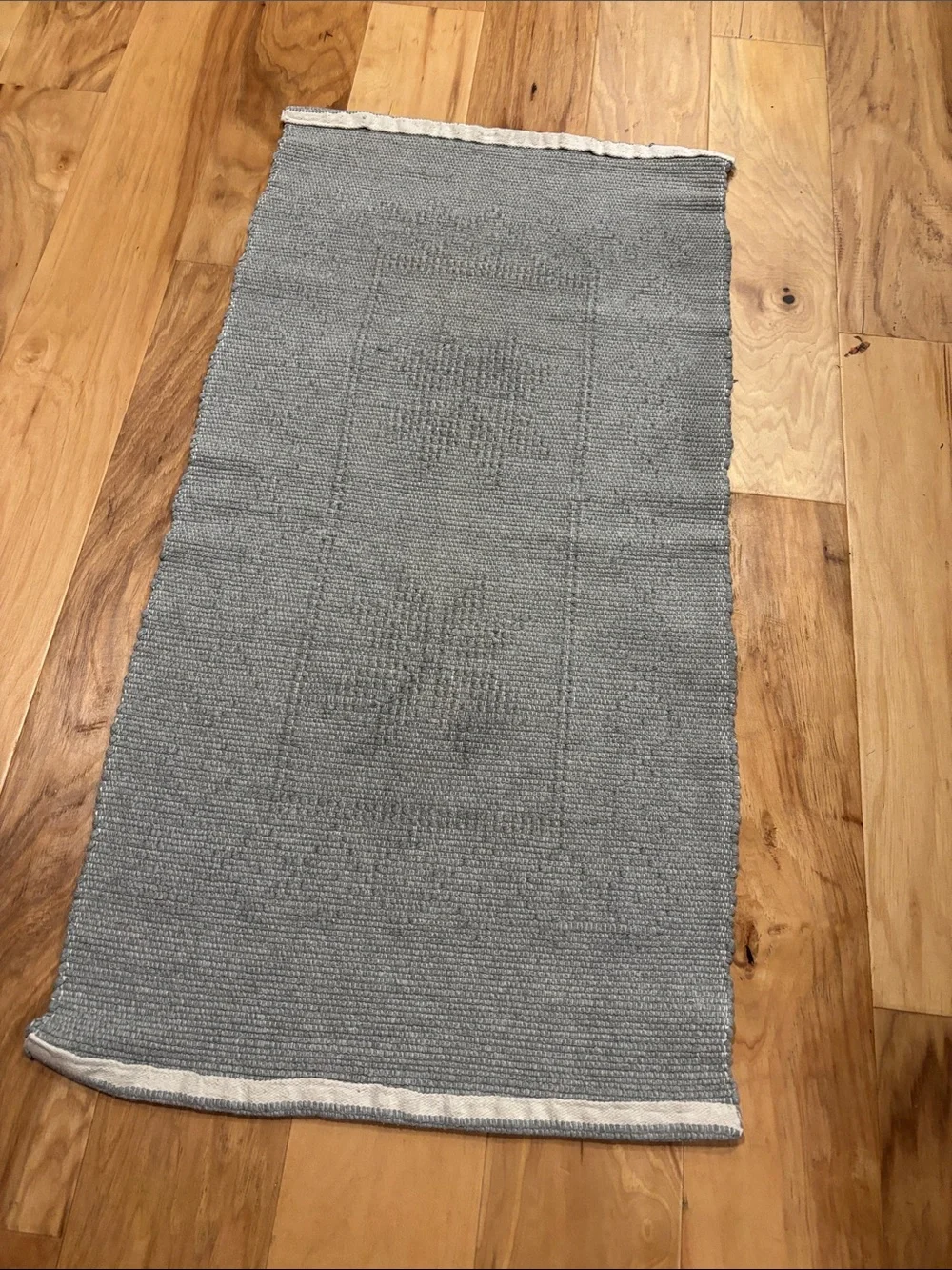 Portuguese Gray Textured Knit Runner with Star Motif